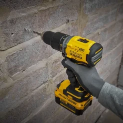 Akkuiskuporakone Stanley FatMax V20 SFMCD715M2K-QW, 2x4.0Ah akuilla + salkku