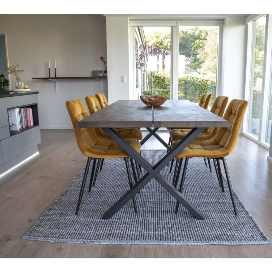 Jatkettava ruokapöytä House Nordic Toulon, ruskea