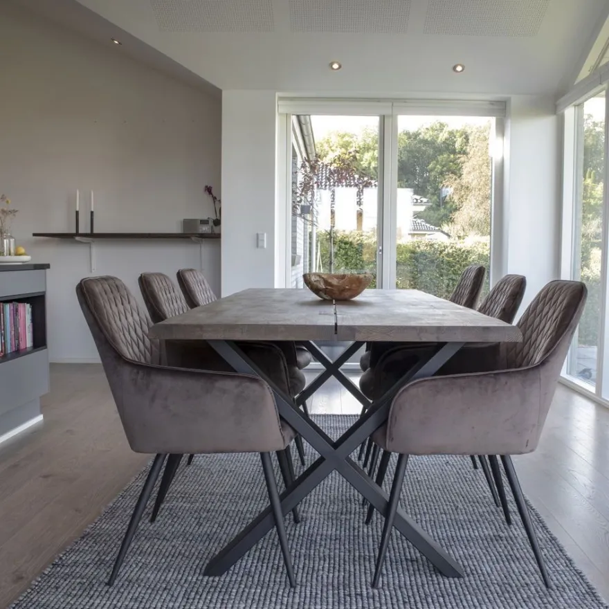 Jatkettava ruokapöytä House Nordic Toulon, ruskea