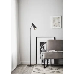 Lattiavalaisin Markslöjd Peak 138cm