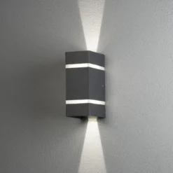 LED-Seinävalaisin Konstsmide Cremona 7998-370, 2x3W, tummanharmaa