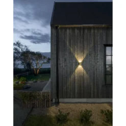 LED-seinävalaisin Konstsmide Chieri, 2x2W, messinki
