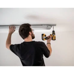 LED-teollisuusvalaisin Hide-a-lite Liteline 1500, IP65, vaaleanharmaa