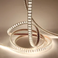 LED-valonauha kahvakelalla Finelectro, 230V, 15m, 4000K, 12W/m, 1500lm/m
