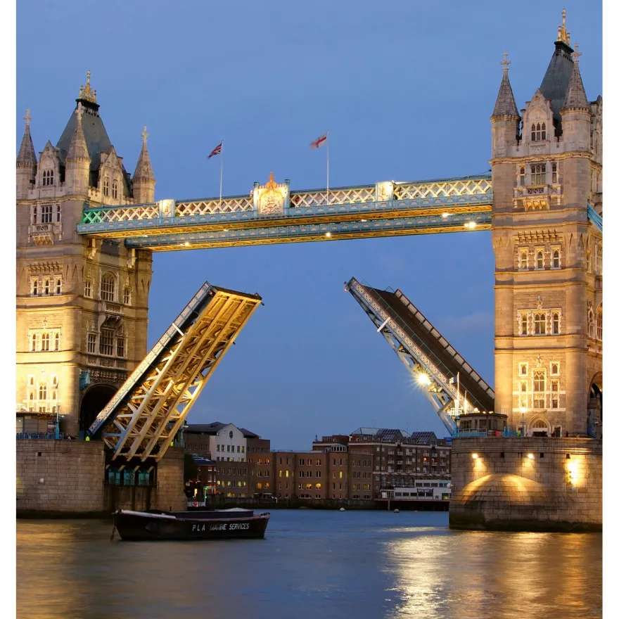 Maisematapetti Dimex Tower Bridge At Night, 225x250cm