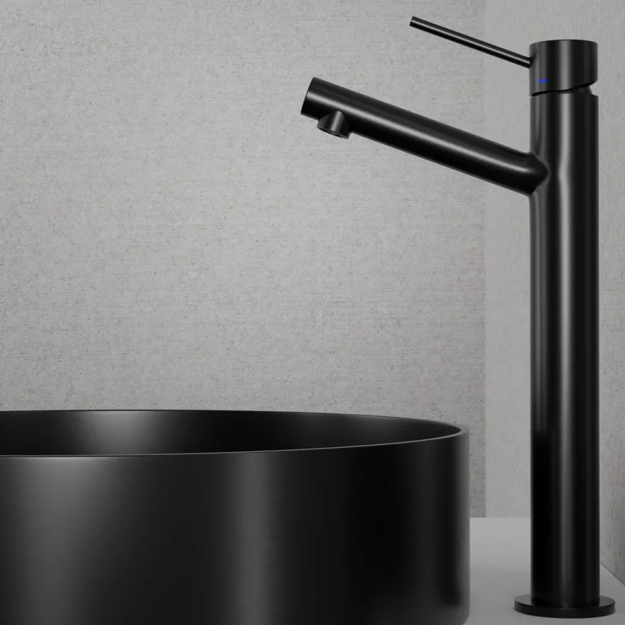 Pesuallashana Scandtap Steel Vector High Shadow, musta