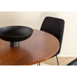 Pyöreä ruokailuryhmä Venture Home, Ø110cm pähkinänruskea Bianca-pöytä + 4 mustaa Muce-tuolia