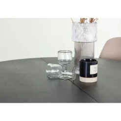 Ruokailuryhmä Venture Home, ⌀130cm, jatkettava Matilda-pöytä + 4 Polar-tuolia