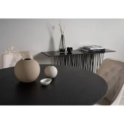 Ruokailuryhmä Venture Home, ⌀115cm musta Dipp-ruokapöytä + 4 Velvet Deluxe -tuolia