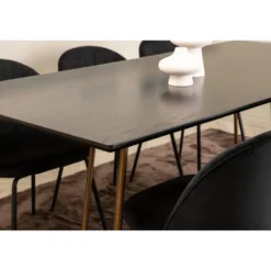 Ruokailuryhmä Venture Home, 190x90cm musta/kupari Petra-pöytä + 6 mustaa Wrinkles-tuolia, sametti