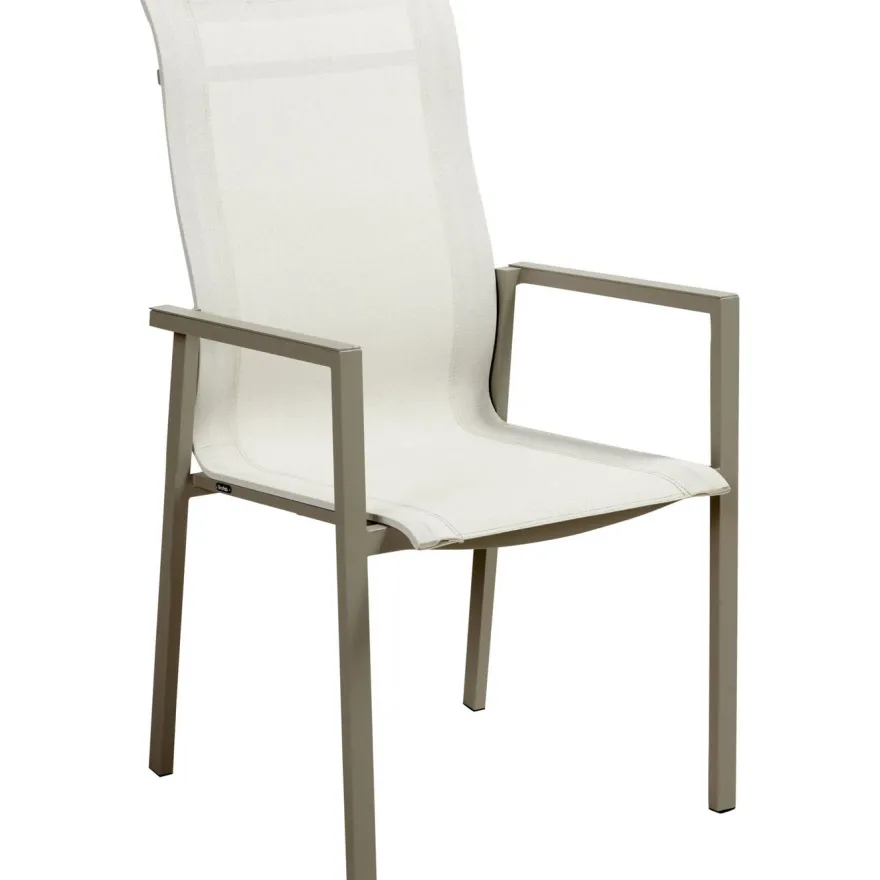 Ruokapöydän tuoli Brafab Comfy, käsinojilla