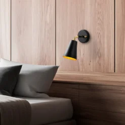 Seinävalaisin Linento Lighting Evander, E27