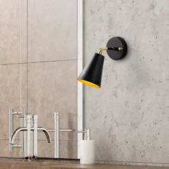 Seinävalaisin Linento Lighting Evander, E27