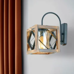 Seinävalaisin Linento Lighting Zikzak, puu