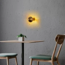Seinävalaisin Linento Lighting Fungal, G9, kulta, eri kokoja
