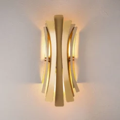 Seinävalaisin Linento Lighting Linea