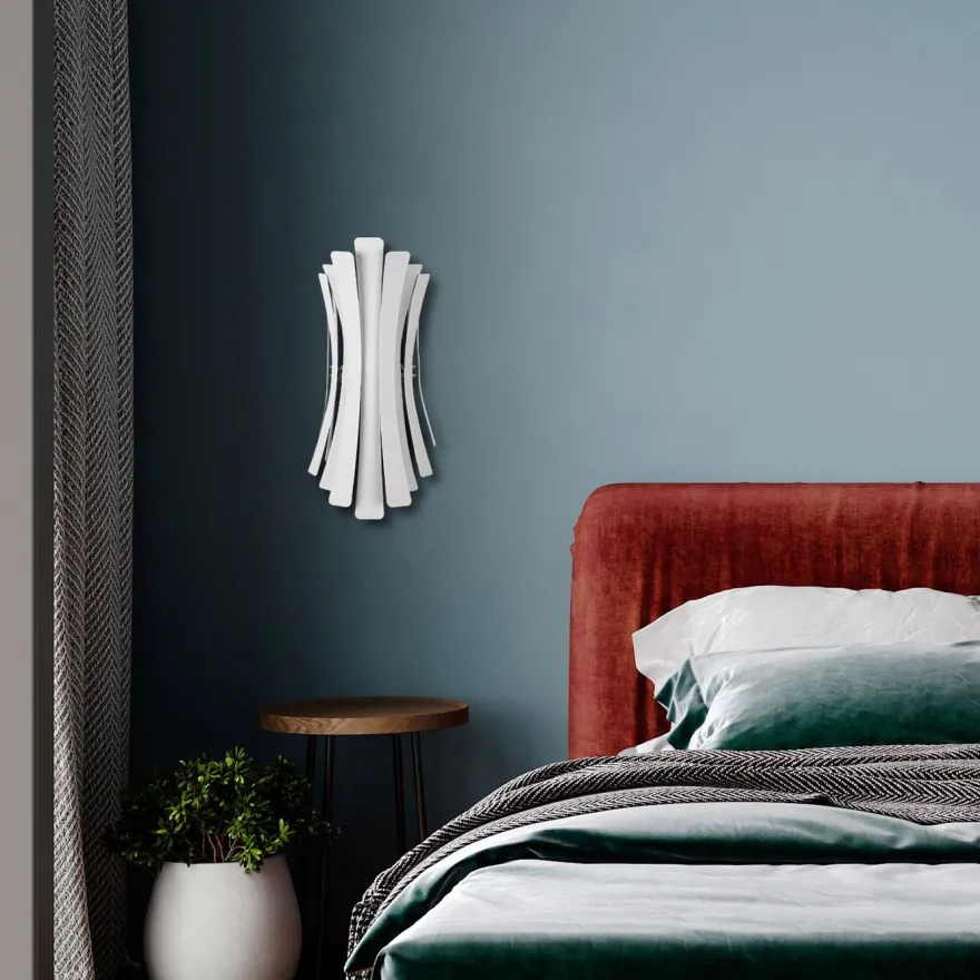 Seinävalaisin Linento Lighting Linea