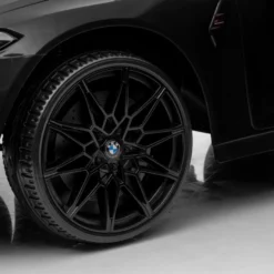 Sähköauto Nordic Play, BMW M4, 2x10,8V moottori