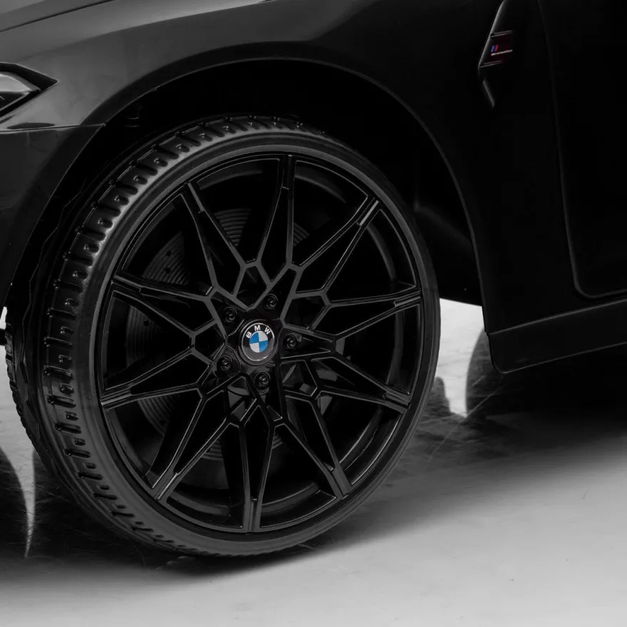 Sähköauto Nordic Play, BMW M4, 2x10,8V moottori