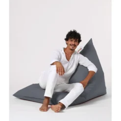 Säkkituoli ulos Linento Garden Pyramid Big, eri värejä