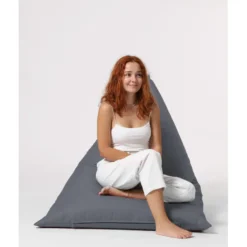 Säkkituoli ulos Linento Garden Pyramid Big, eri värejä