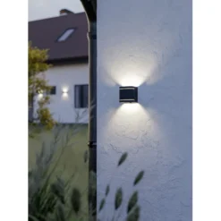 Ulkoseinävalaisin Eglo LED Tressanti frame musta