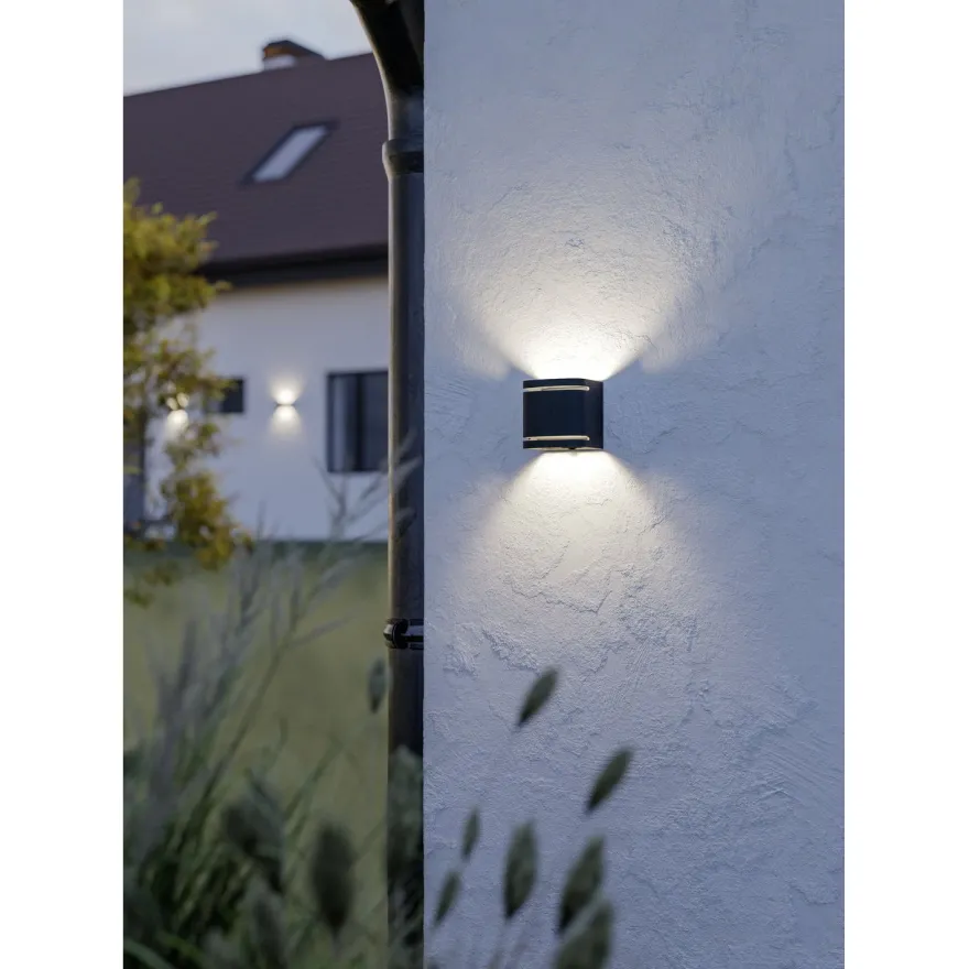 Ulkoseinävalaisin Eglo LED Tressanti frame musta