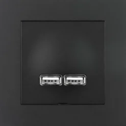 USB-latauspistorasia ELKO Plus, 2,1A, musta