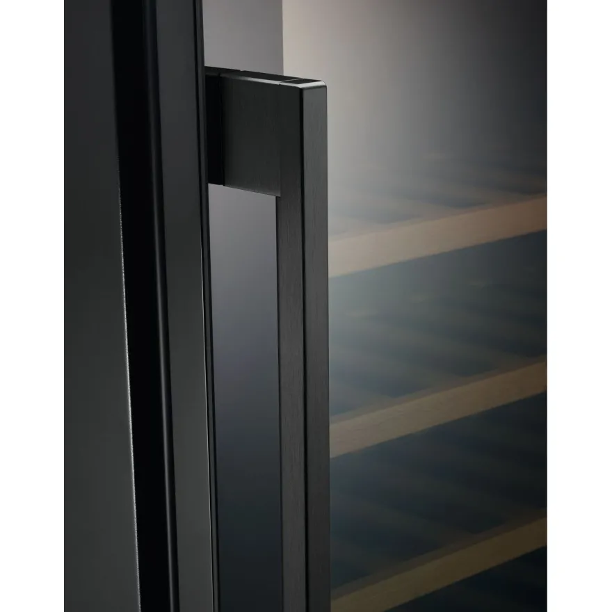 Viinikaappi Electrolux 500 EWUS020B5B, 29.5cm, 1 lämpötila-alue, integroitava, musta