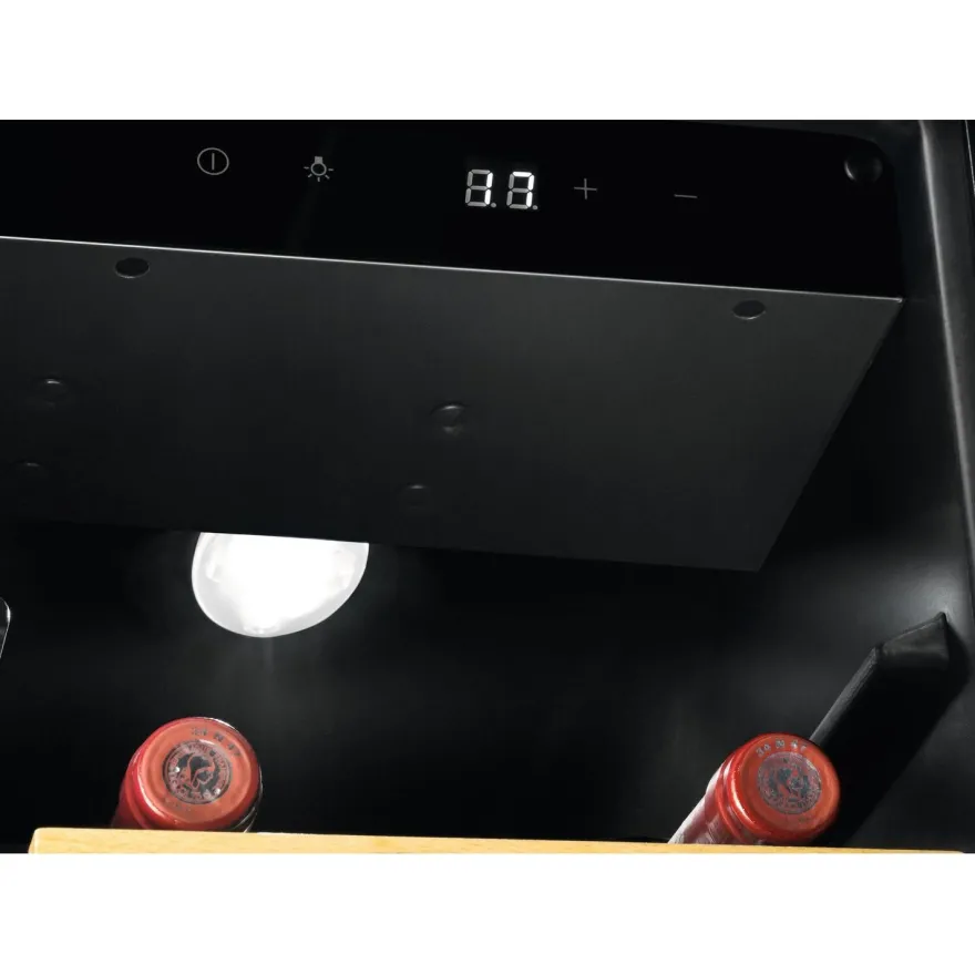 Viinikaappi Electrolux 500 EWUS020B5B, 29.5cm, 1 lämpötila-alue, integroitava, musta